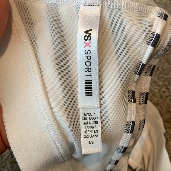 Victoria secret sports bra - Picture 3 of 3